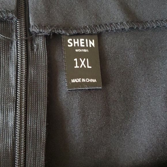 SHEIN Zipup Skirted Shorts - Picture 3 of 5